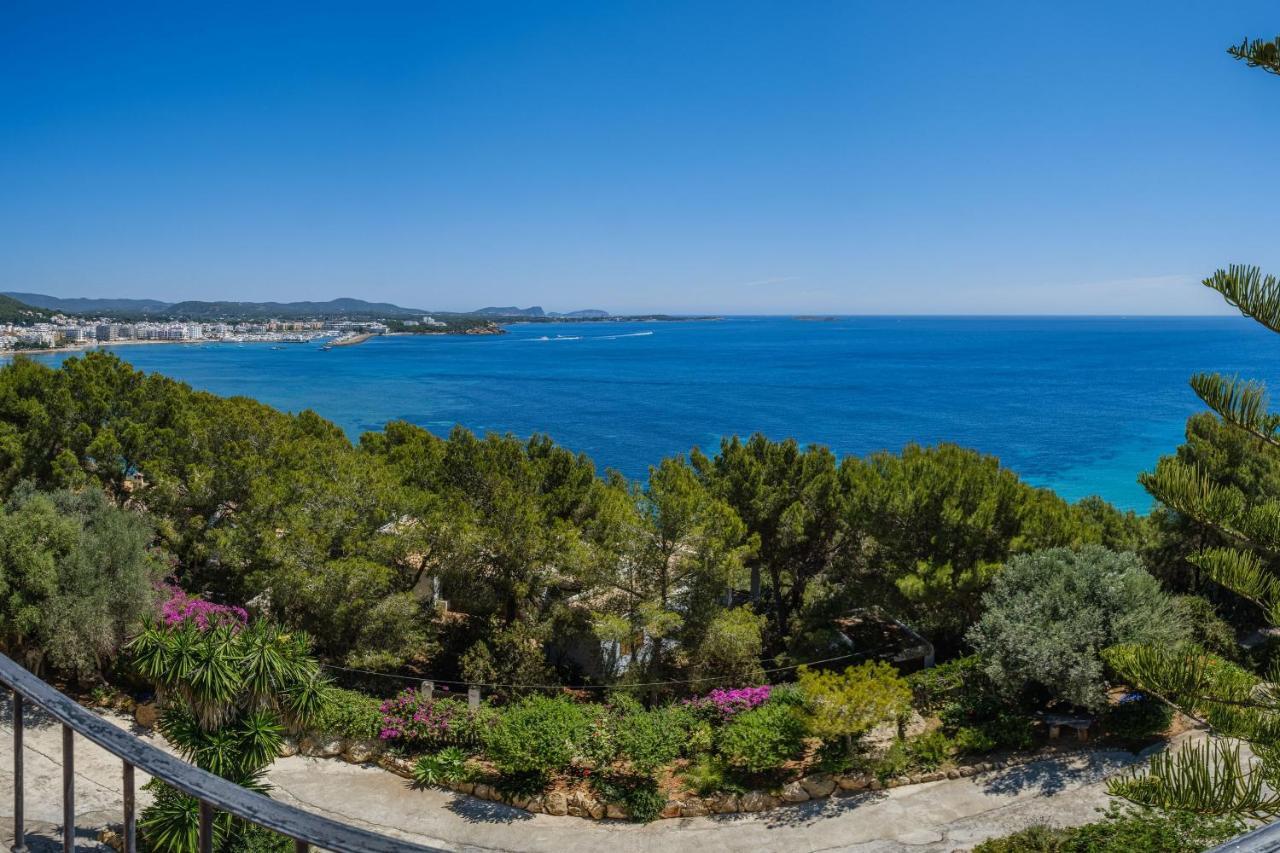 Shangri-la Santa Eularia des Riu Bagian luar foto